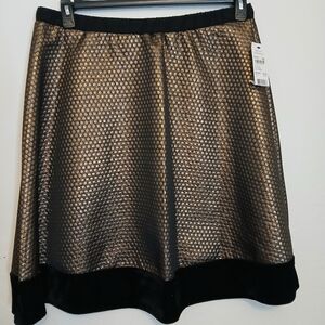 NY Collection Elegant Gold With Black Highlights On the Waist Band & Hem Size L
